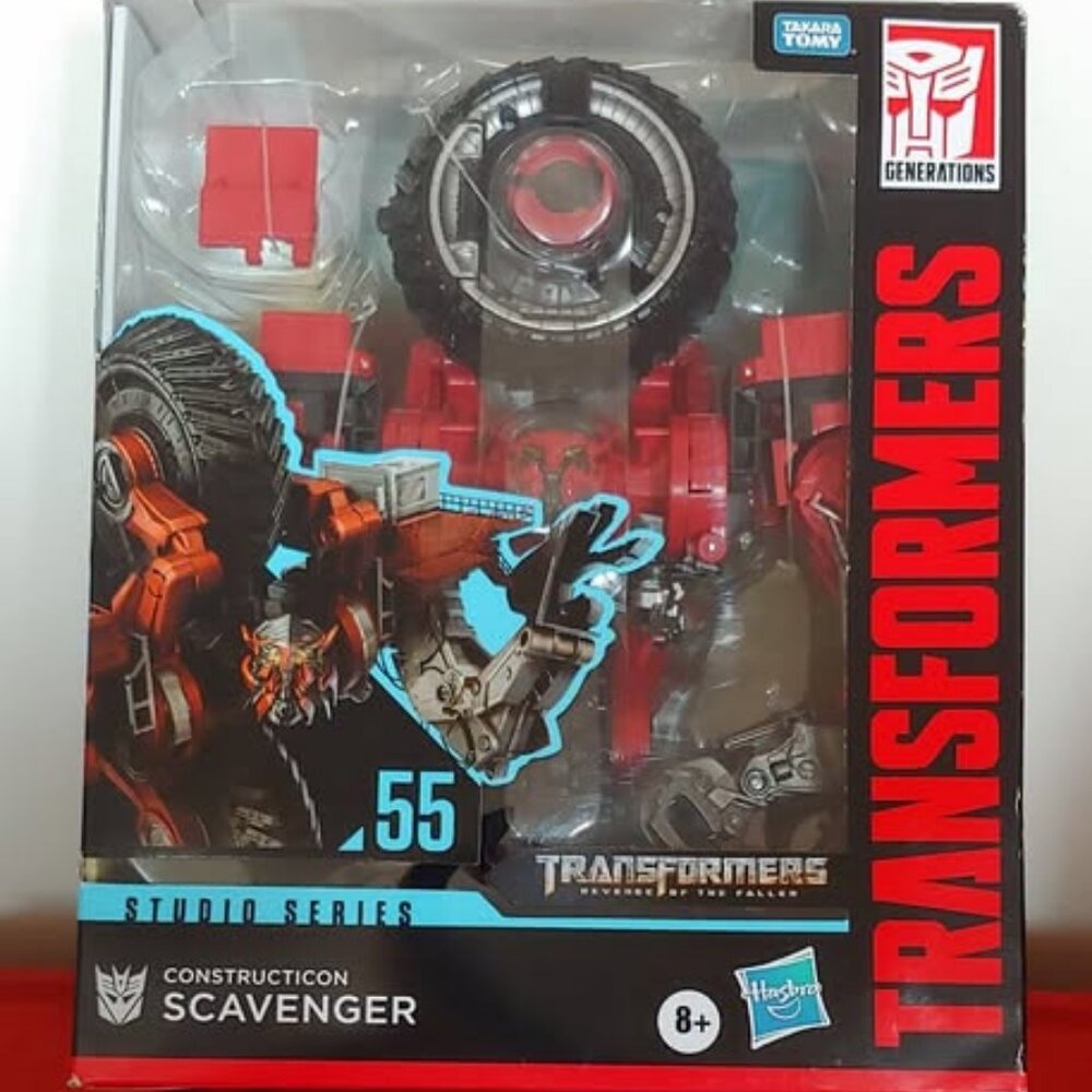 BRAND NEW, 2019 TRANSFORMERS, SCAVENGER, STUDIO SERIES 55, MINT IN THE PACKAGE!!